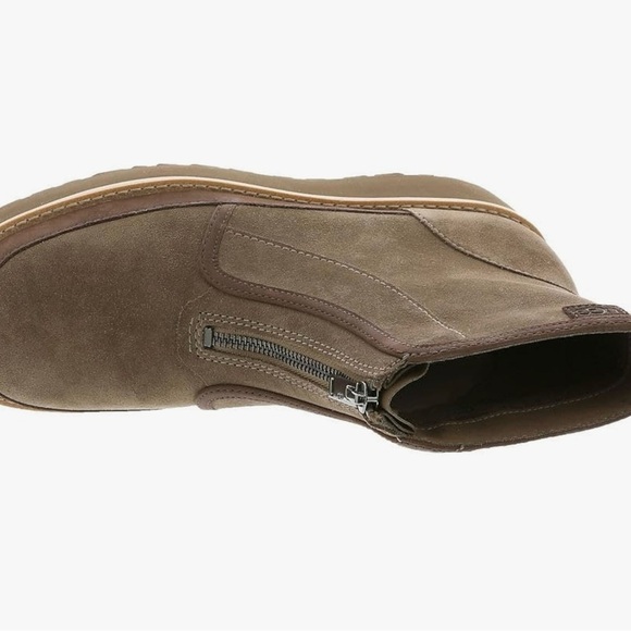 UGG Brown Platform Ankle Boots with Chunky Sole - Picture 4 of 4